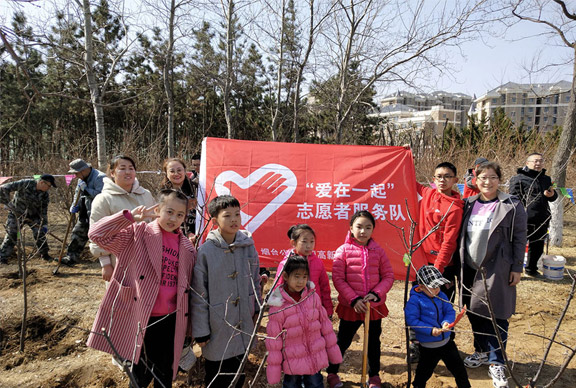 當(dāng)雷鋒月和植樹節(jié)相遇——相約春天，播種綠色，志愿精神薪火傳